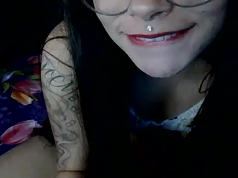 kilyeRiviers_ 网络视讯表演