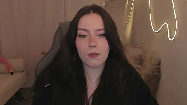 CoraMiel's Live XXX Chat