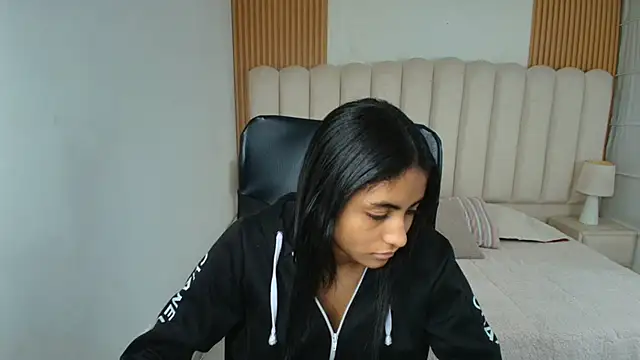 XXX chat uživo modela shaneelle