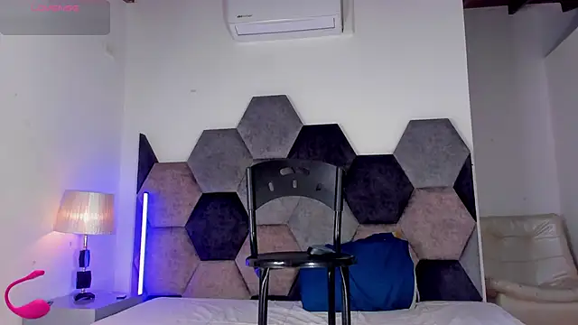 Latrellx7 Chat XXX live