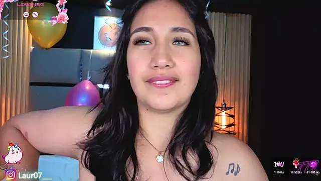 Lauroberts7 Chat XXX in diretta