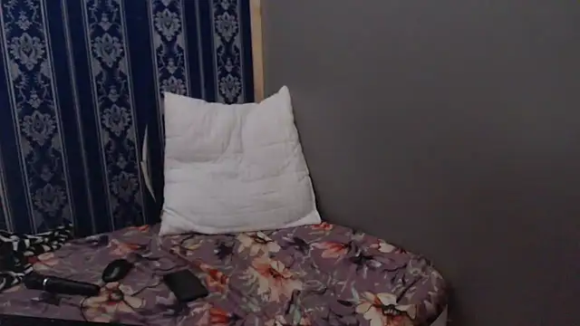 FlameZee Live XXX-Chat