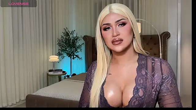 แชท XXX สดของ Your_Majesty_Tyra