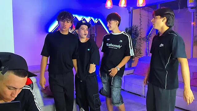 Chat +18 de Houseofwarrios ao vivo