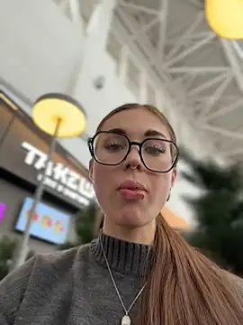 Charming_Ritta: απευθείας συνομιλία ΧΧΧ