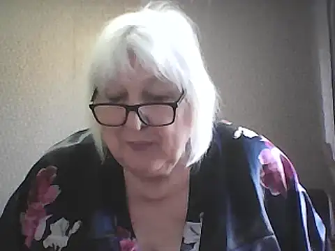 Alexia64231のウェブカメラショー