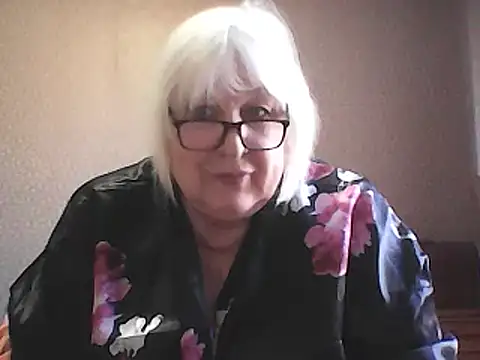 Alexia64231 Adlı Modelin Web Kamerası Şovu