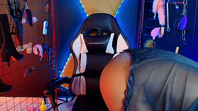 دردشة MrEbonybdsm الجنسية المباشرة