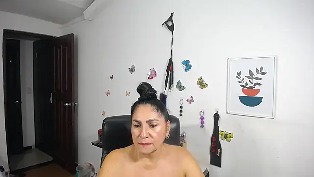 دردشة mature_bigboobs10 الجنسية المباشرة