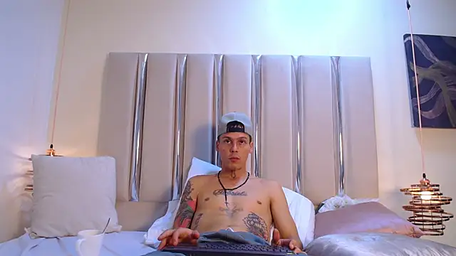 Ethan_Wolfe's Live XXX Chat