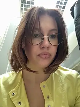 Chatroom XXX en direct de RinaCat