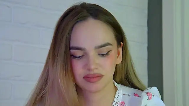 AnitaVenture 即時 XXX 聊天