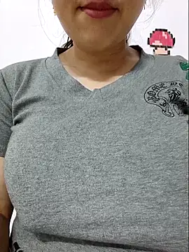 Shine_Mai's Webcam Show