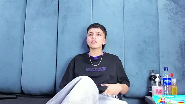 Megan_Thompson_: онлайн-секс-чат