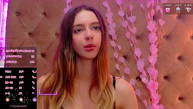 CoraVex Adlı Modelin Canlı XXX Sohbeti