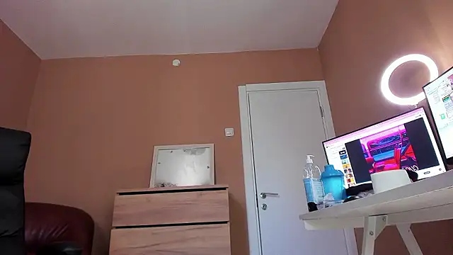 KaylaLaine: онлайн-секс-чат