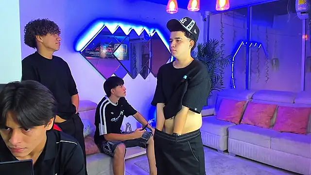 Онлайн чат XXX Houseofwarrios