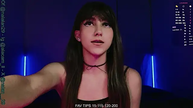 Nalan__ লাইভ XXX চ্যাট