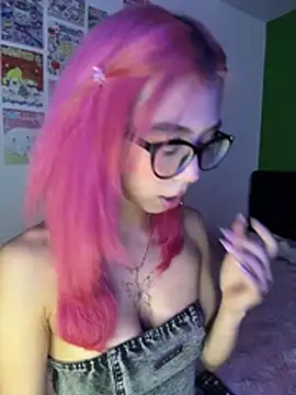 Valen-Foxx1 即時 XXX 聊天