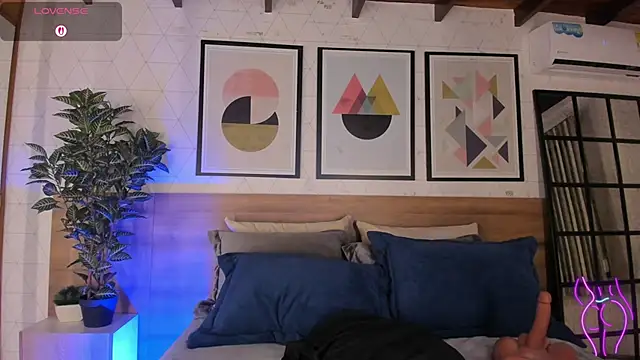 MiaKay1 Live XXX Chat