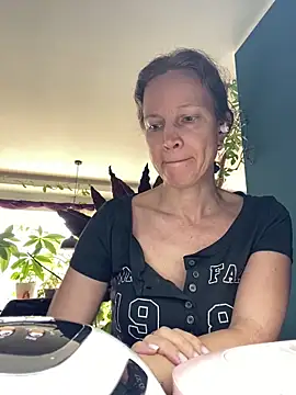 Sembang XXX Secara Langsung AnnikaRose