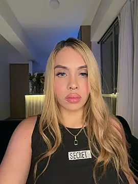 KaryriosのライブXXXチャット