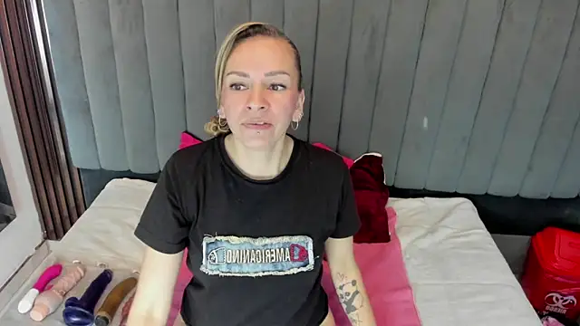 alaha_evans' Live XXX Chat