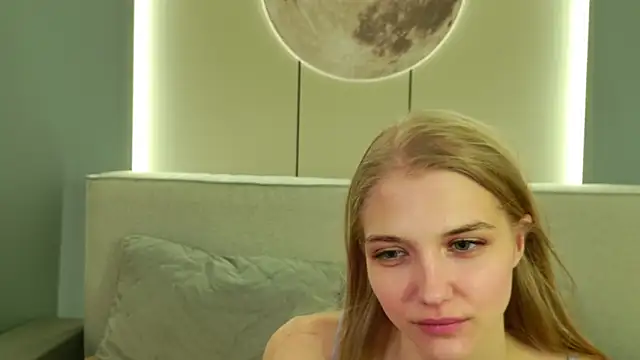 XXX chat uživo modela 4example_Chloe