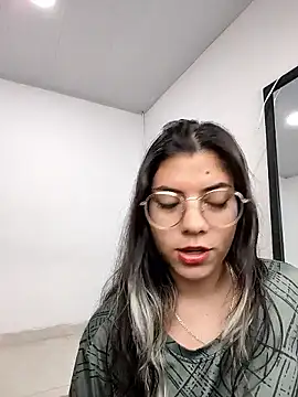 Czat XXX na żywo – harper_ks