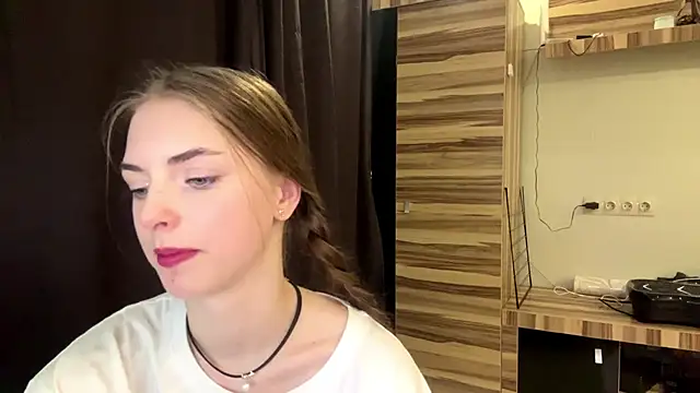 XXX chat uživo modela PollyDream