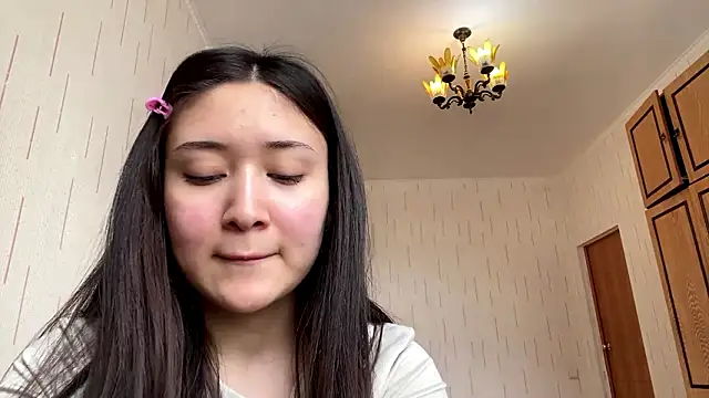 XXX chat uživo modela YourMiIa