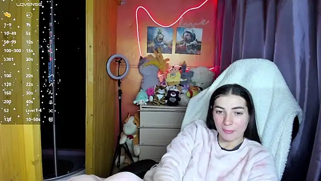 Fiery_Brunette_'s Live XXX Chat