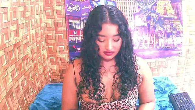 IndianAngel4uのライブXXXチャット