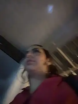 Hilary_pinkkのライブXXXチャット