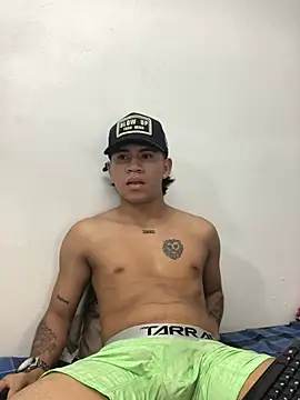 logannthのライブXXXチャット