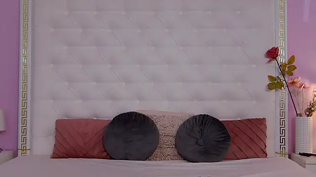 Lenna_PaulのライブXXXチャット