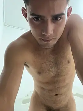 Pokazy przed kamerką – jhayko22