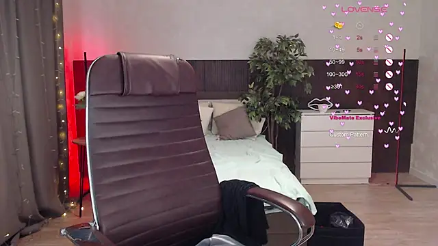 Qwerty_Anna_Lbo's Live XXX Chat