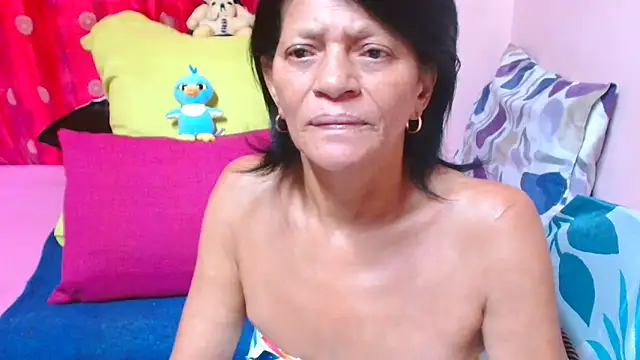 Webkamerová show SLUTTYROXY