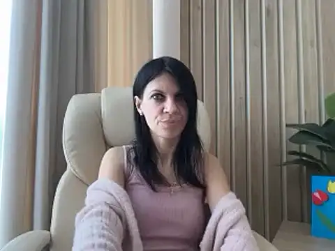 Онлайн чат XXX InjaAtHome