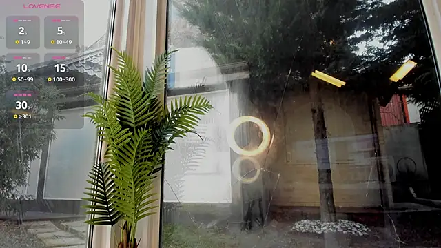 Naila18's Live XXX Chat