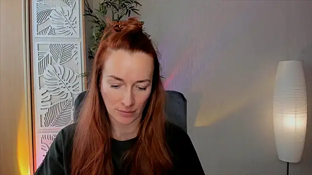 RebeccaMartinezのライブXXXチャット