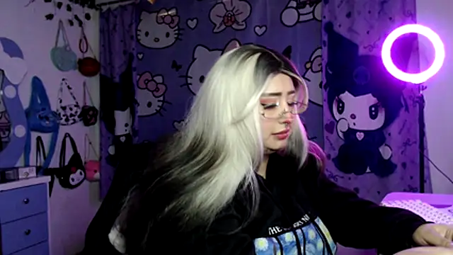 lussyevans24: онлайн-секс-чат