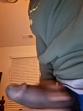 bigboytoy912 Live XXX-chat