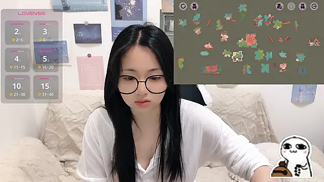 LiLiYbaby 网络视讯表演