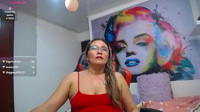 noelia_milf19 élő XXX-chatje