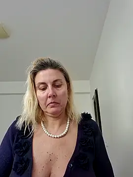 Amelia9798 Webcam show