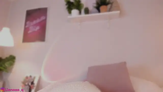 Chat XXX en directo de Queen_liana