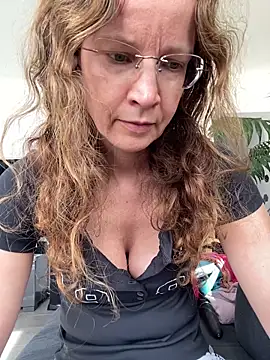 AnnikaRose Chat XXX in diretta