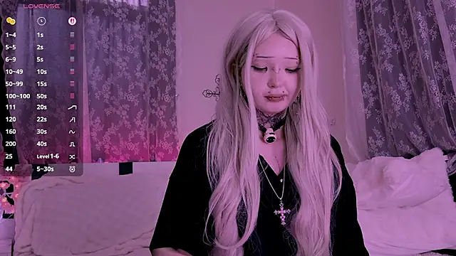 Lein_Bone webkamerás műsora